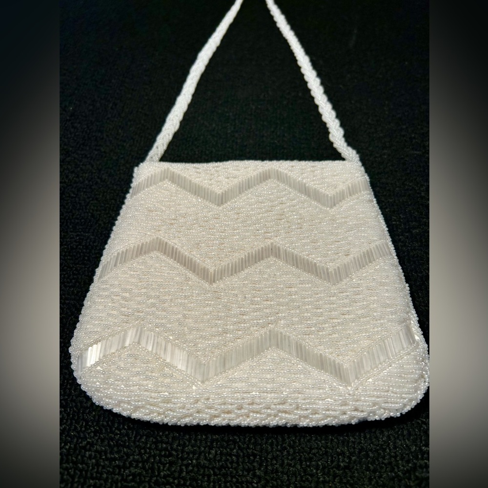 VTG White Seed & Bugle Beaded Evening Bag with 24” Beaded Strap. Hong Kong